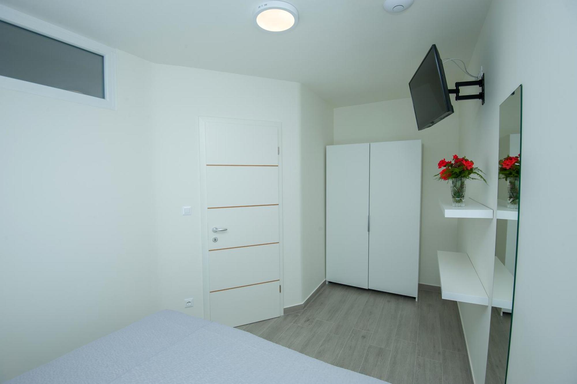 Seaside Luxury Suites Podstrana Bilik gambar