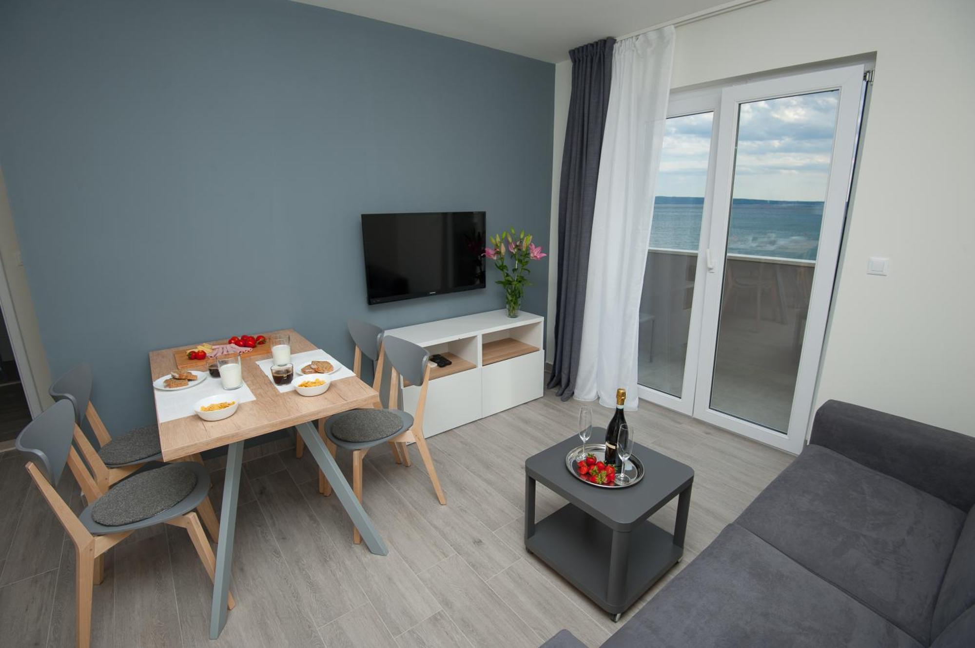 Seaside Luxury Suites Podstrana Bilik gambar