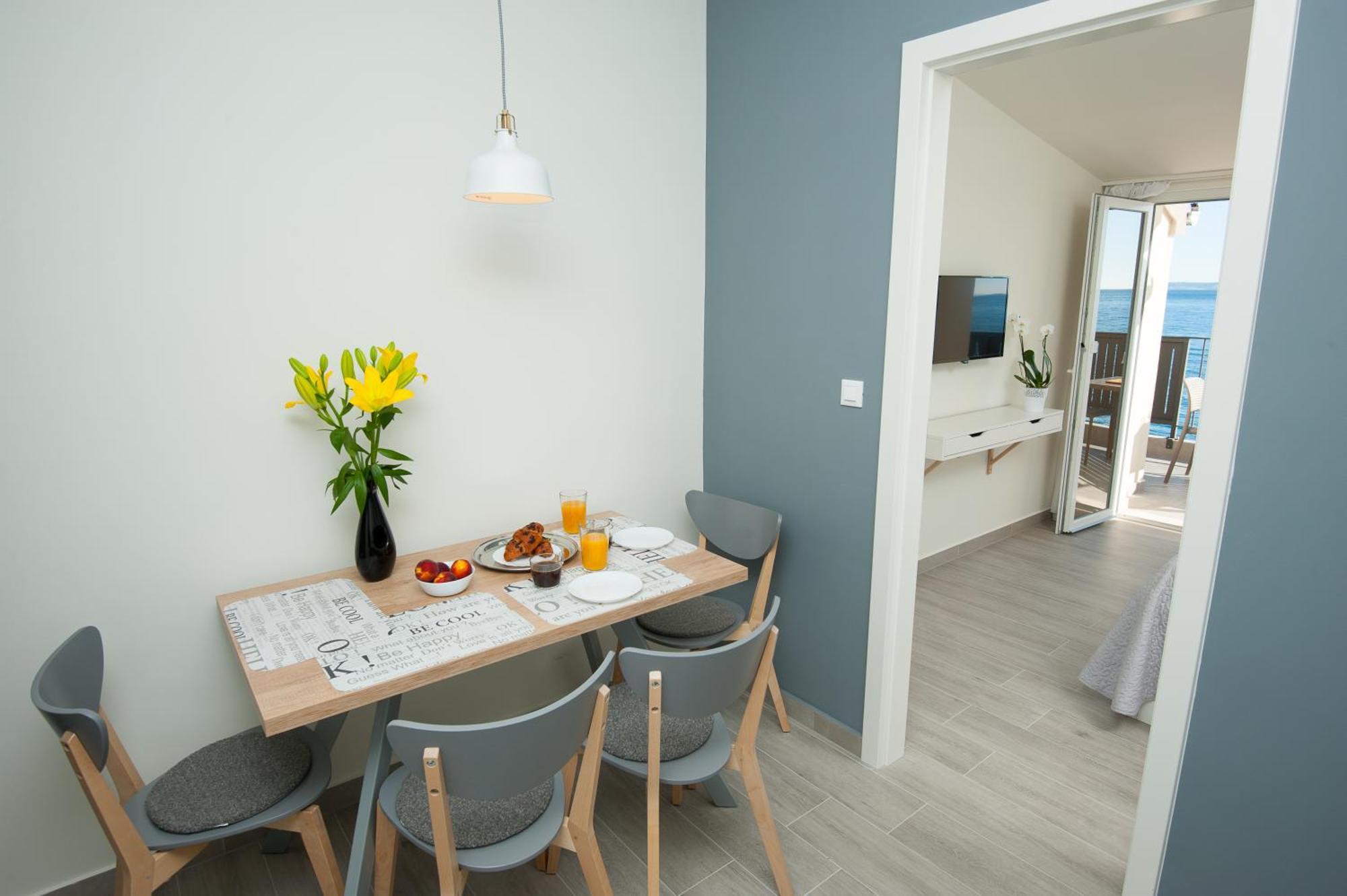 Seaside Luxury Suites Podstrana Bilik gambar