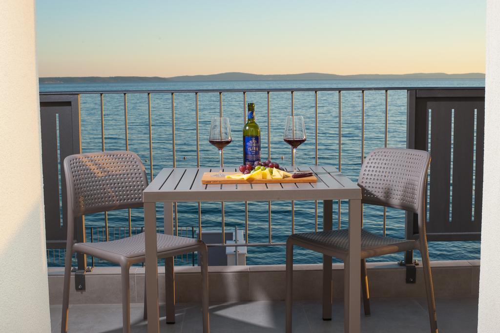Seaside Luxury Suites Podstrana Luaran gambar