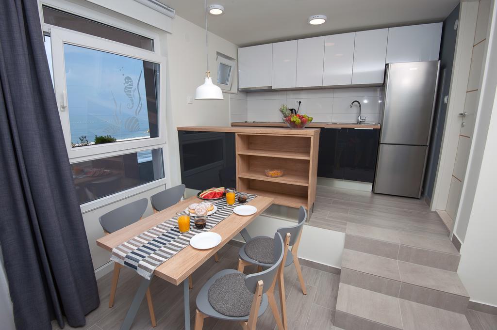 Seaside Luxury Suites Podstrana Luaran gambar