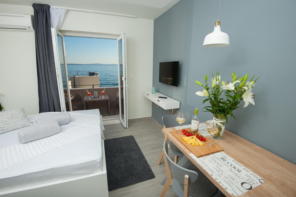 Seaside Luxury Suites Podstrana Luaran gambar